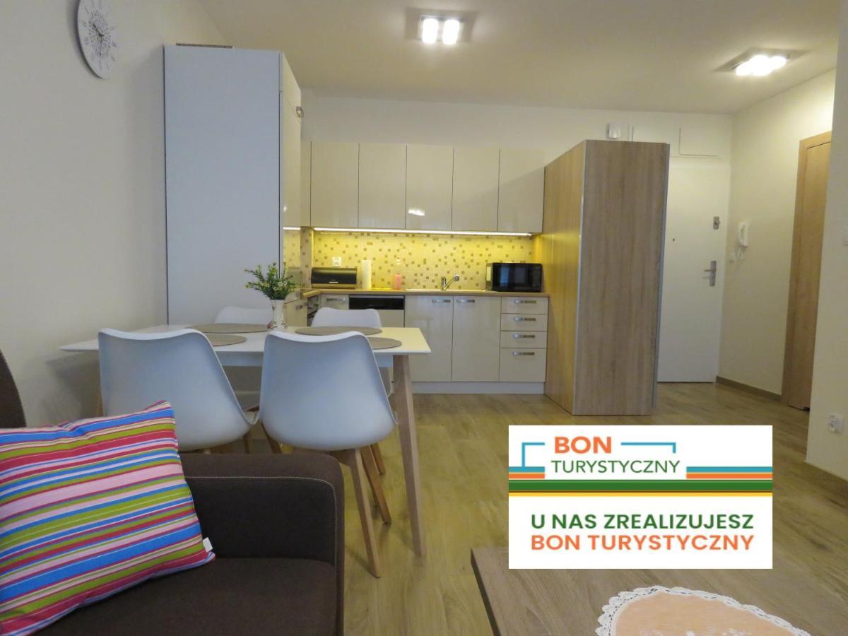 Appartement Blizej Morza U Jacka Z Garazem à Kołobrzeg Extérieur photo