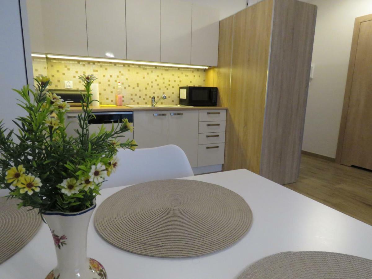 Appartement Blizej Morza U Jacka Z Garazem à Kołobrzeg Extérieur photo
