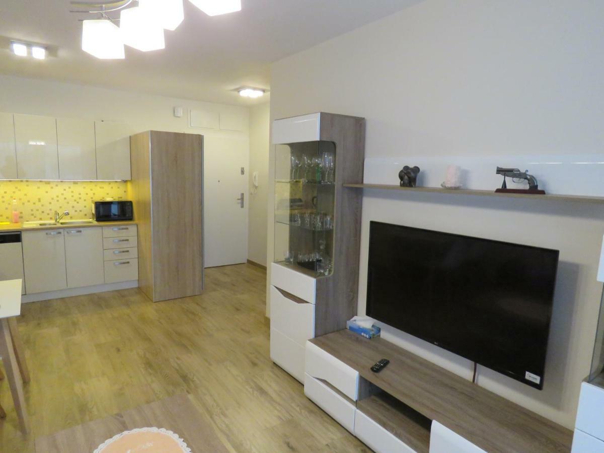 Appartement Blizej Morza U Jacka Z Garazem à Kołobrzeg Extérieur photo