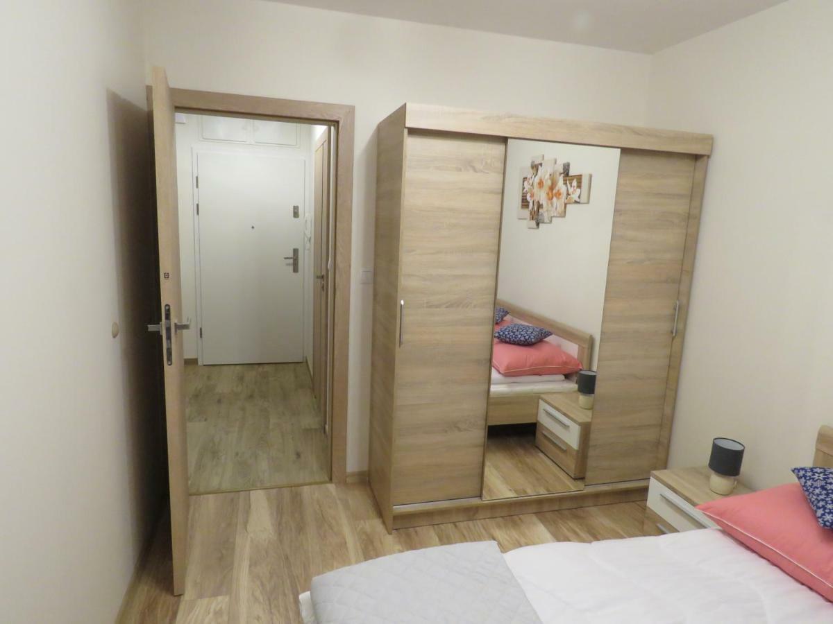 Appartement Blizej Morza U Jacka Z Garazem à Kołobrzeg Extérieur photo