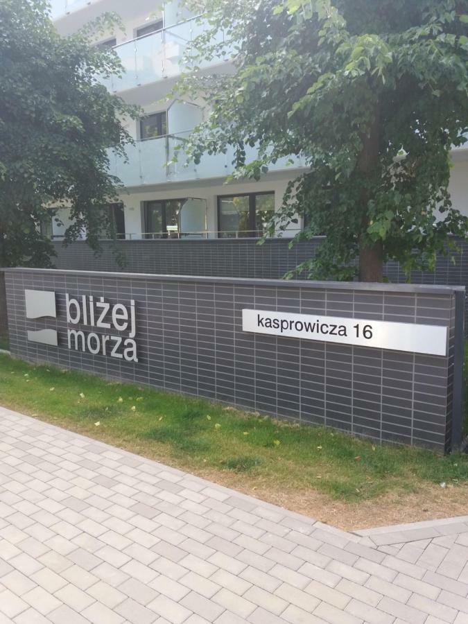 Appartement Blizej Morza U Jacka Z Garazem à Kołobrzeg Extérieur photo