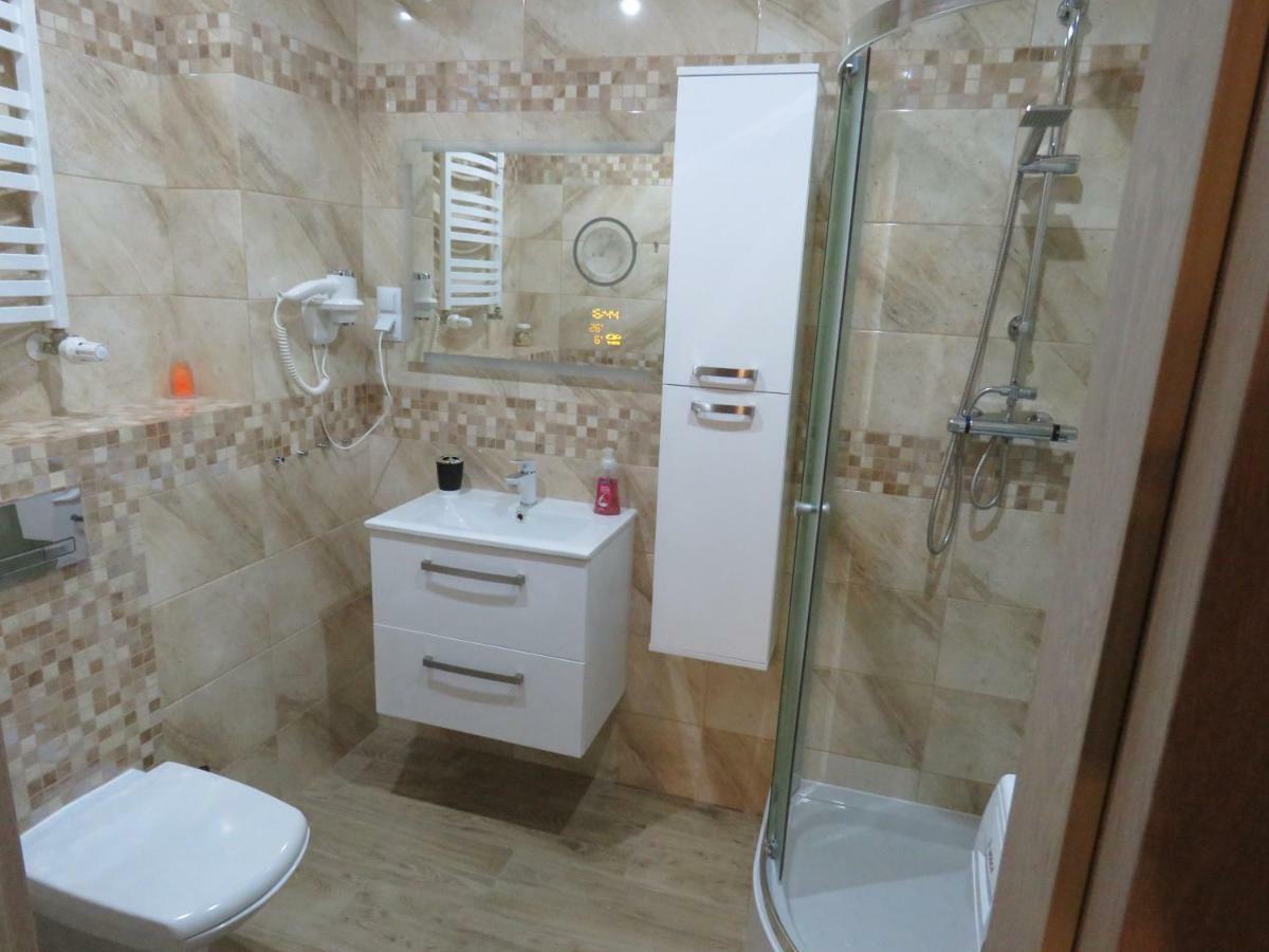 Appartement Blizej Morza U Jacka Z Garazem à Kołobrzeg Extérieur photo
